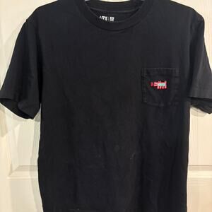 Uniqlo black cotton pocket tee